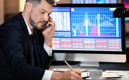 Bewertungen, Nachrichten und interessante Artikel über Makler, Reisen und Finanzen.